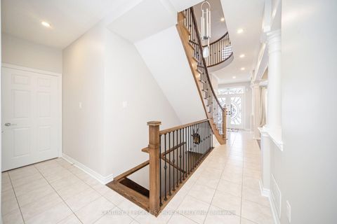 Photo 14 at 263 Vellore Avenue, Vellore Village, Vaughan