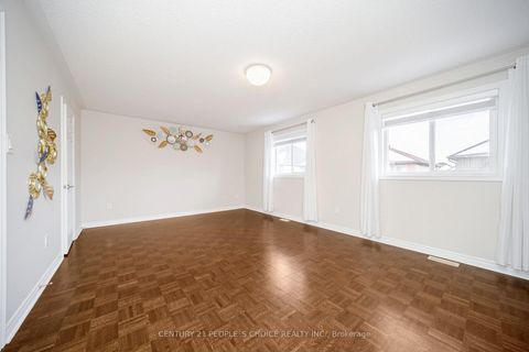 Photo 19 at 263 Vellore Avenue, Vellore Village, Vaughan