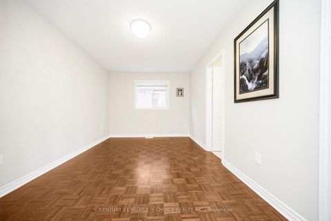 Photo 25 at 263 Vellore Avenue, Vellore Village, Vaughan