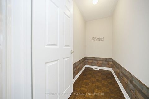 Photo 35 at 263 Vellore Avenue, Vellore Village, Vaughan