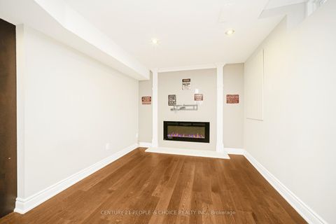 Photo 39 at 263 Vellore Avenue, Vellore Village, Vaughan