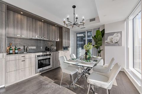 Photo 5 at 914 - 480 Front Street W, Waterfront Communities C1, Toronto