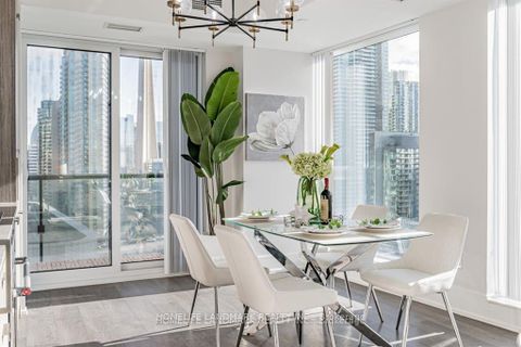 Photo 6 at 914 - 480 Front Street W, Waterfront Communities C1, Toronto