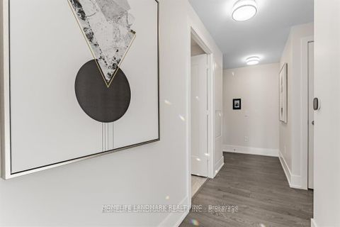 Photo 11 at 914 - 480 Front Street W, Waterfront Communities C1, Toronto