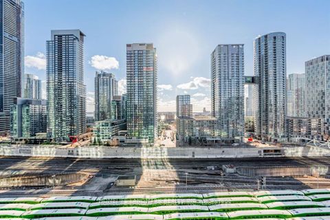 Photo 26 at 914 - 480 Front Street W, Waterfront Communities C1, Toronto