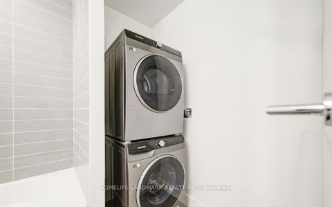 Photo 7 at 313 - 2333 Khalsa Gate, WM Westmount, Oakville