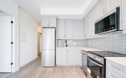 Photo 12 at 313 - 2333 Khalsa Gate, WM Westmount, Oakville