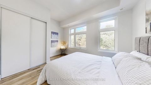 Photo 14 at 131 - 20 Echo Point, L'Amoreaux, Toronto