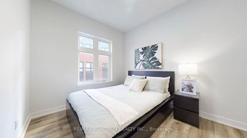 Photo 22 at 131 - 20 Echo Point, L'Amoreaux, Toronto