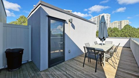 Photo 27 at 131 - 20 Echo Point, L'Amoreaux, Toronto