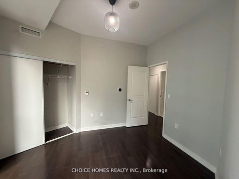 Photo 7 at 702 - 1 The Esplanade, Waterfront Communities C8, Toronto