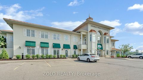 Photo 13 at 301 - 395 Lakebreeze Drive, Newcastle, Clarington