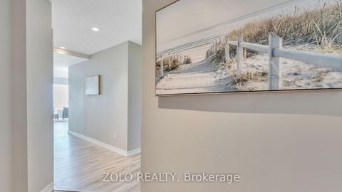 Photo 17 at 301 - 395 Lakebreeze Drive, Newcastle, Clarington