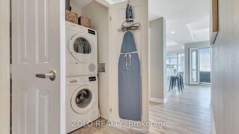 Photo 18 at 301 - 395 Lakebreeze Drive, Newcastle, Clarington