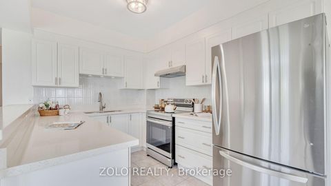 Photo 34 at 301 - 395 Lakebreeze Drive, Newcastle, Clarington
