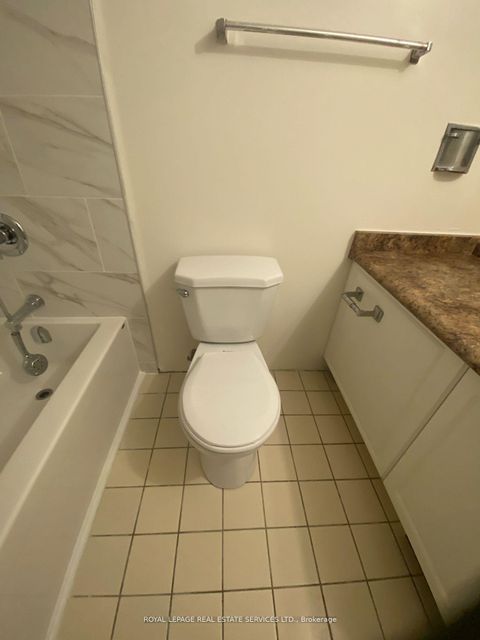 Photo 13 at 310 - 117 Gerrard Street E, Yonge Corridor, Toronto