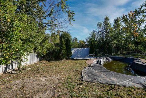 Photo 29 at 30 Rosenfeld Drive, Grove East, Barrie