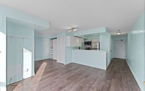 Photo 4 at 907 - 801 King Street W, Niagara, Toronto