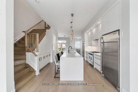 Photo 11 at 147 Lebovic Campus Drive, Patterson, Vaughan