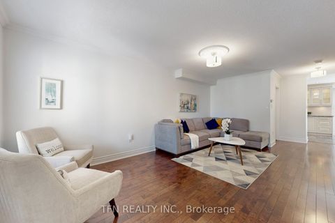 Photo 3 at 24 Lucerne Drive, Vellore Village, Vaughan