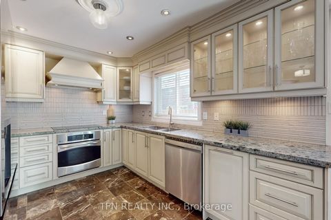 Photo 8 at 24 Lucerne Drive, Vellore Village, Vaughan