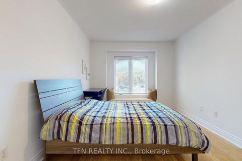 Photo 22 at 24 Lucerne Drive, Vellore Village, Vaughan