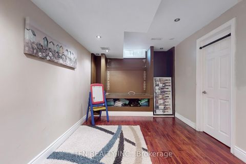 Photo 28 at 24 Lucerne Drive, Vellore Village, Vaughan