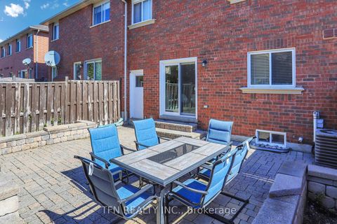 Photo 32 at 24 Lucerne Drive, Vellore Village, Vaughan