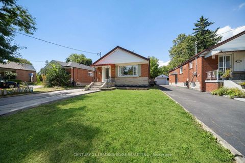 Photo 2 at 88 Canlish Road, Dorset Park, Toronto