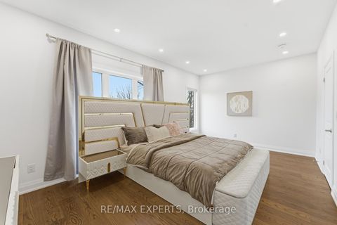 Photo 25 at 29 Persica Street, Oak Ridges, Richmond Hill