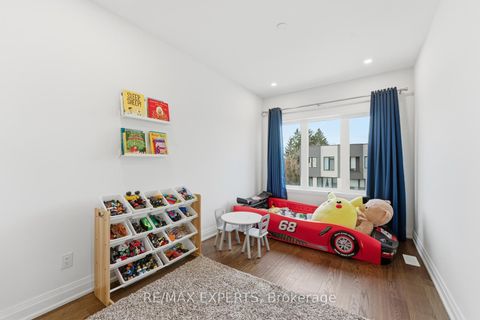 Photo 28 at 29 Persica Street, Oak Ridges, Richmond Hill