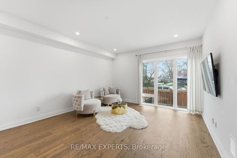 Photo 35 at 29 Persica Street, Oak Ridges, Richmond Hill