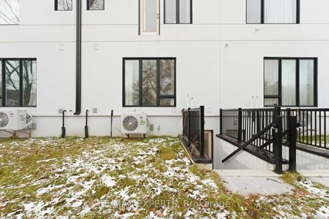 Photo 43 at 29 Persica Street, Oak Ridges, Richmond Hill