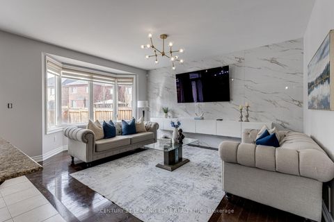 Photo 4 at 102 MACTIER Drive, Kleinburg, Vaughan