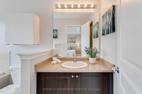 Photo 20 at 102 MACTIER Drive, Kleinburg, Vaughan