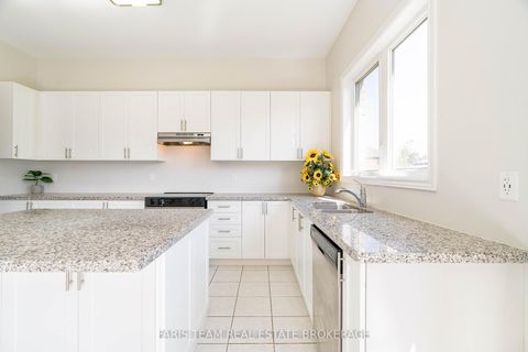 Photo 8 at 1547 McRoberts Crescent, Rural Innisfil, Innisfil