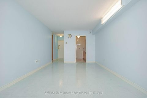 Photo 9 at 411 - 50 LOTHERTON Pathway, Glen Park, Toronto