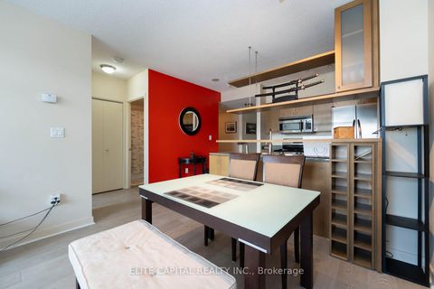 Photo 3 at 1008 - 10 Navy Wharf Court, Waterfront Communities C1, Toronto