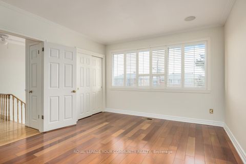 Photo 19 at 16 Martini Drive, Amesbury, Toronto