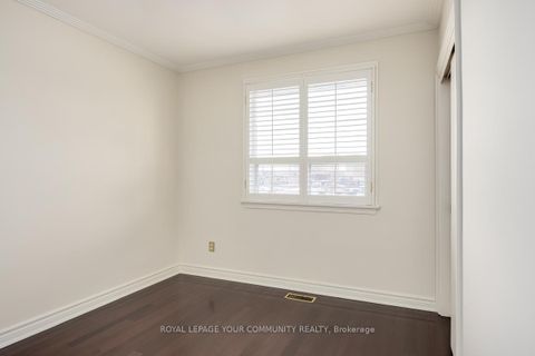 Photo 21 at 16 Martini Drive, Amesbury, Toronto