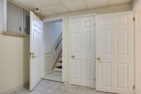 Photo 27 at 16 Martini Drive, Amesbury, Toronto