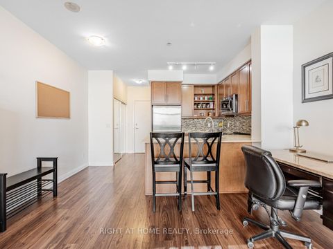 Photo 3 at 1010 - 65 Oneida Crescent, Langstaff, Richmond Hill