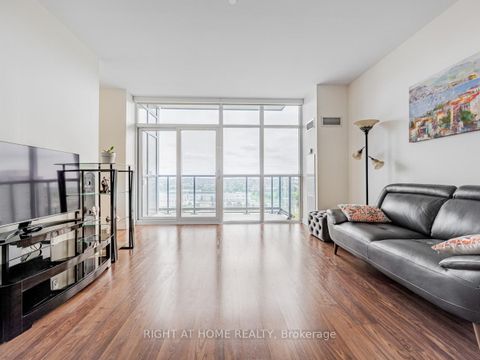 Photo 10 at 1010 - 65 Oneida Crescent, Langstaff, Richmond Hill