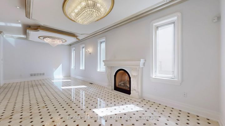 Photo 2 at 58 Highland Park Boulevard, Grandview, Markham