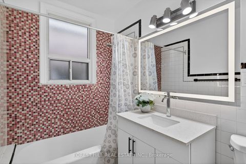 Photo 33 at 7 Ellsworth Avenue, Wychwood, Toronto