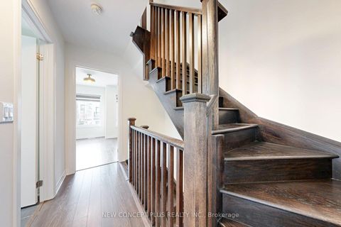 Photo 14 at 9 Thomas Mulholland Drive, CFB, Toronto