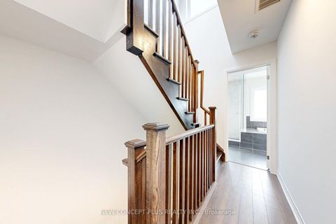 Photo 22 at 9 Thomas Mulholland Drive, CFB, Toronto