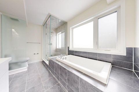 Photo 30 at 9 Thomas Mulholland Drive, CFB, Toronto