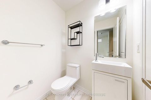 Photo 35 at 9 Thomas Mulholland Drive, CFB, Toronto