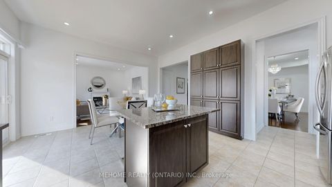 Photo 11 at 247 Selwyn Road, Jefferson, Richmond Hill